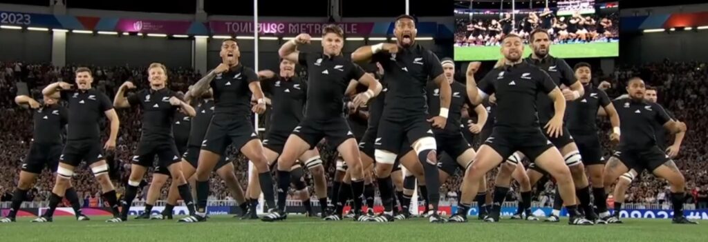 Management Strategy inspired by Rugby tactics from All Blacks Team and Haka dance